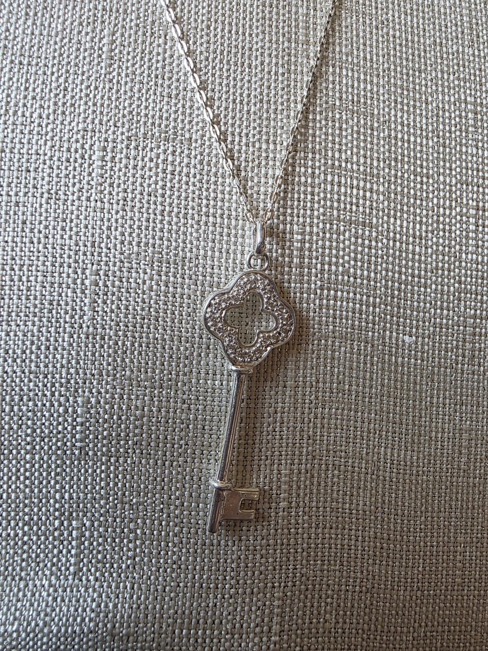 925 Elegant 20" L.A. Gem & Jewelry Design Necklace - Picture 4 of 13
